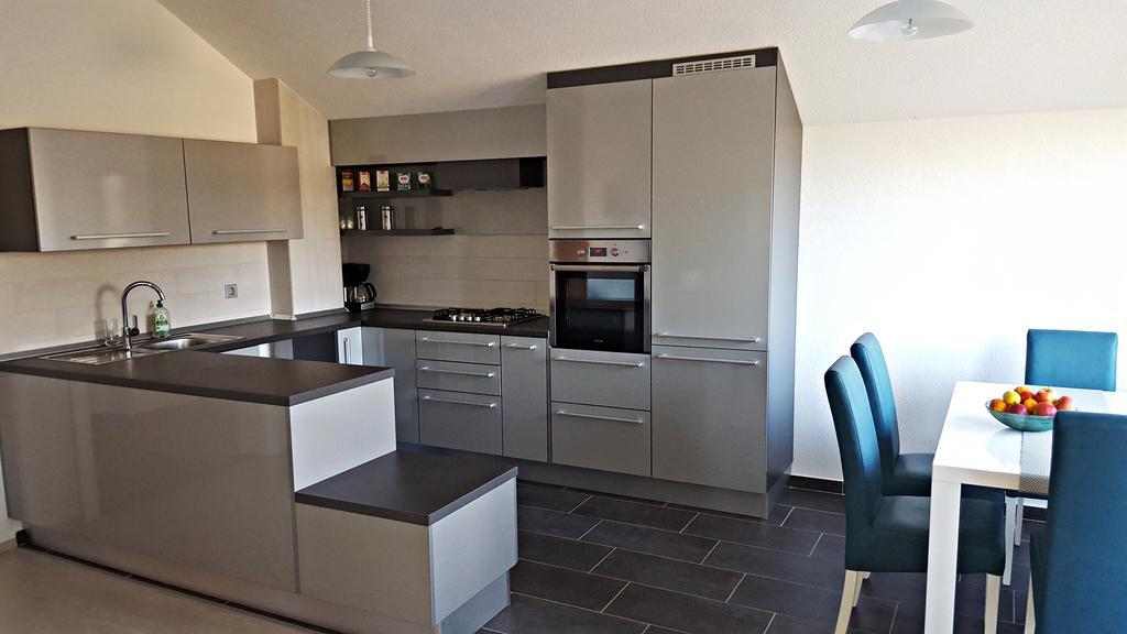 Apartment Lipa Irinovac Cameră foto