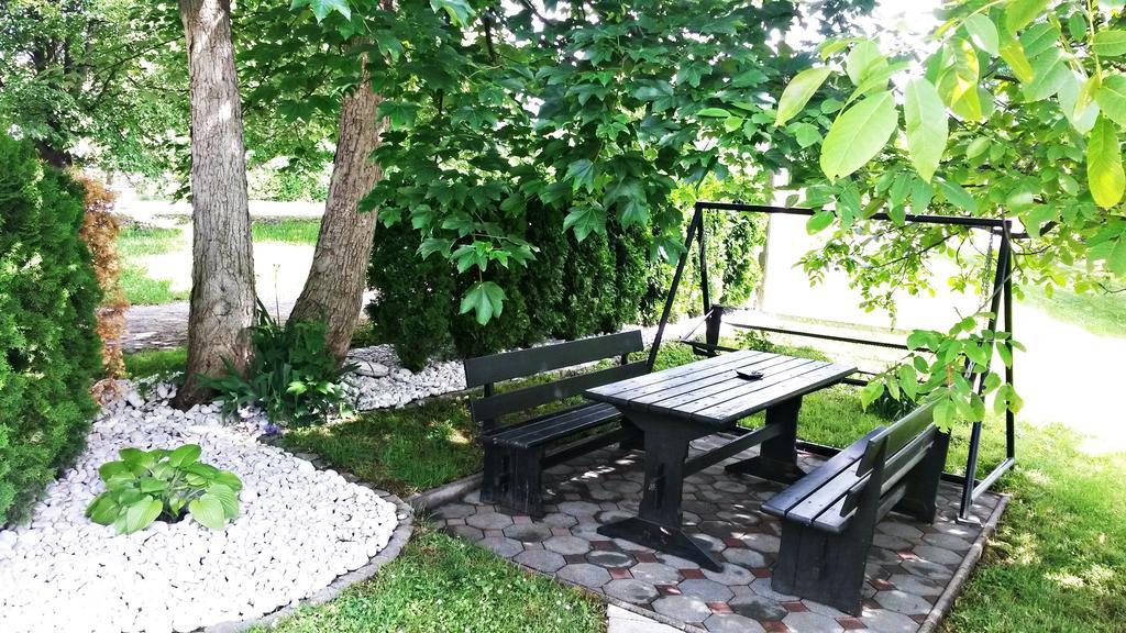 Apartment Lipa Irinovac Cameră foto
